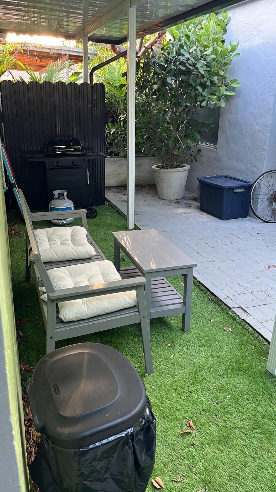 Beautiful, Fully Furnished 4Bed 2Bath House - 5 Minute Walk To Miracle Mile Downtown Coral Gables Villa ไมอามี ภายนอก รูปภาพ